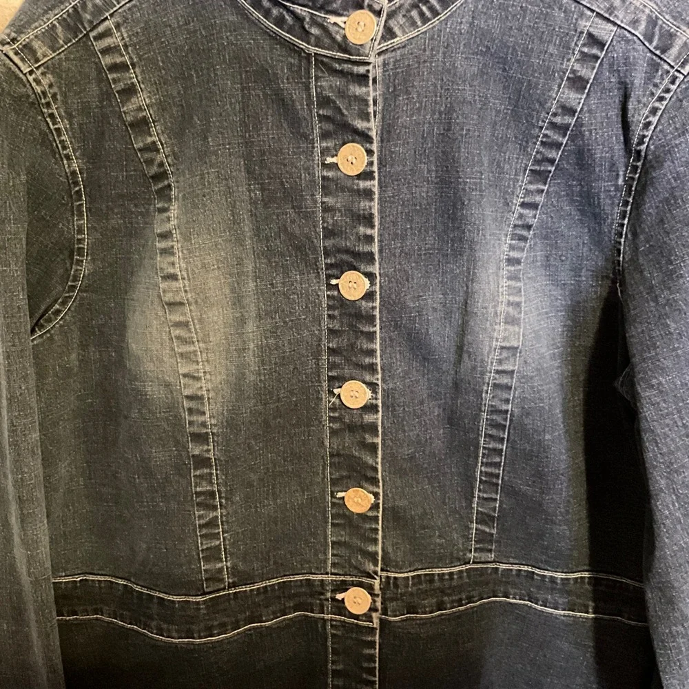 A.M.I. Denim Jacket Women's XL Blue Button Front Collarless Long‎ Sleeve